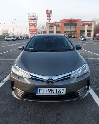 samochody osobowe Toyota Corolla cena 69000 przebieg: 90000, rok produkcji 2017 z Łódź